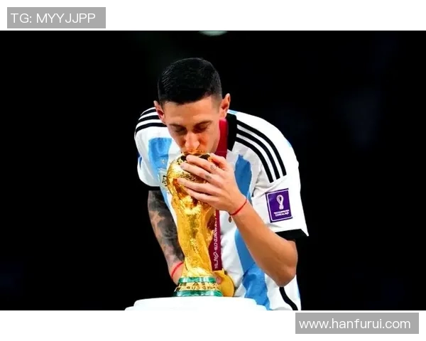 七号足球球星的传奇故事与辉煌时刻盘点